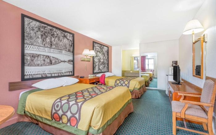 Super 8 By Wyndham Santee