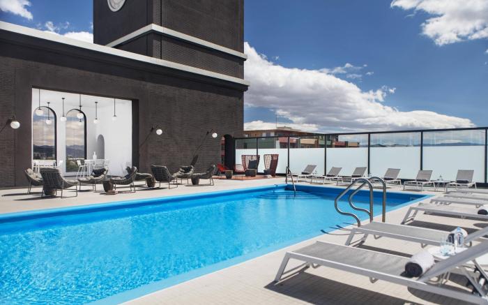 Renaissance Reno Downtown Hotel & Spa