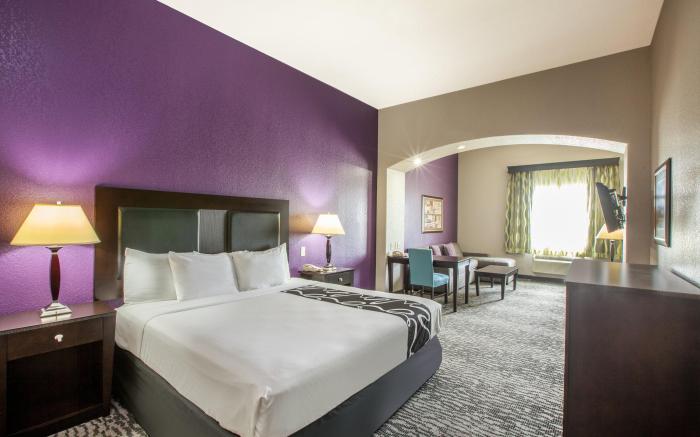La Quinta Inn & Suites by Wyndham Kyle - Austin South