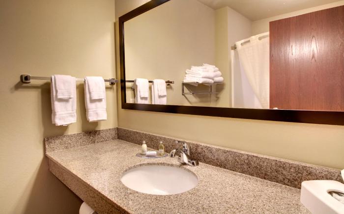 Cobblestone Inn and Suites - Avoca