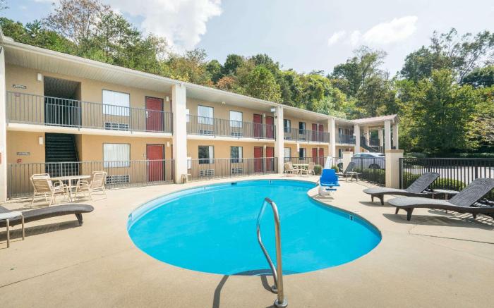 Days Inn by Wyndham Asheville North