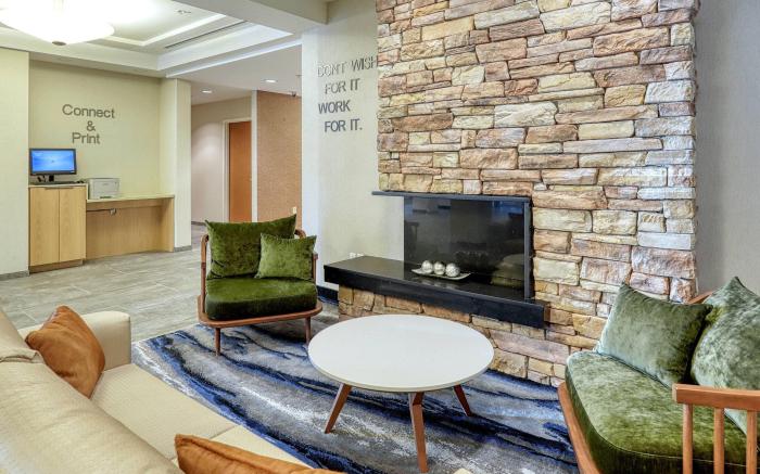 Fairfield Inn & Suites Woodbridge