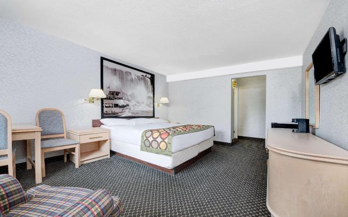 Super 8 By Wyndham Niagara Falls North