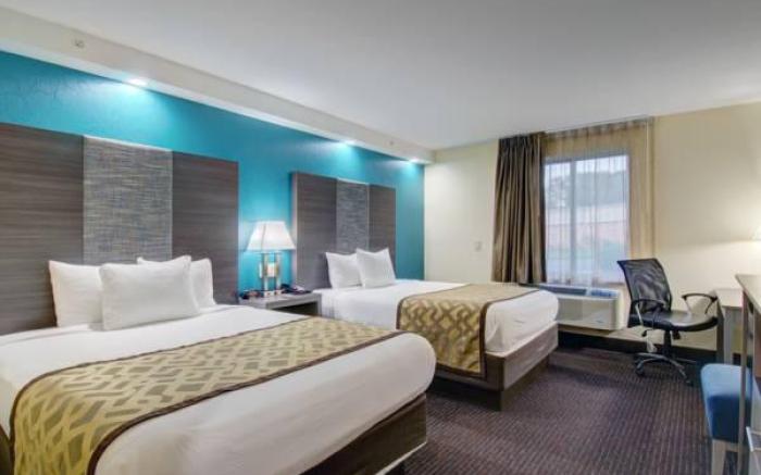 Plymouth Bay Inn and Suite