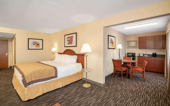 Wingate By Wyndham Charlotte Airport I-85/I-485