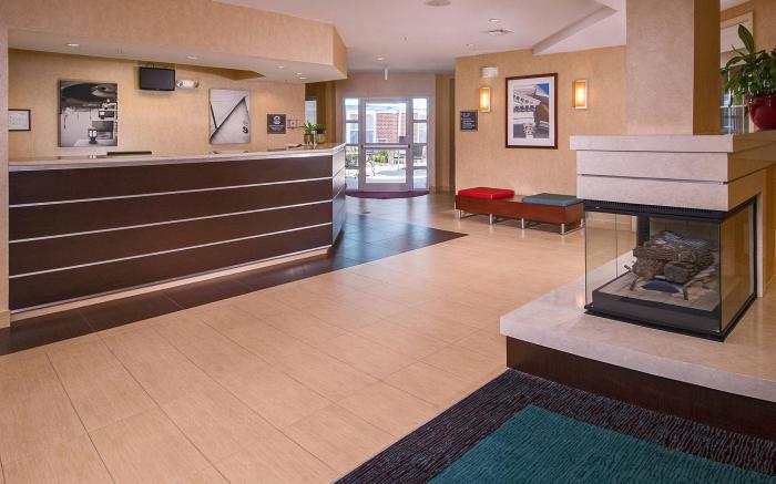 Sonesta ES Suites Charlottesville University