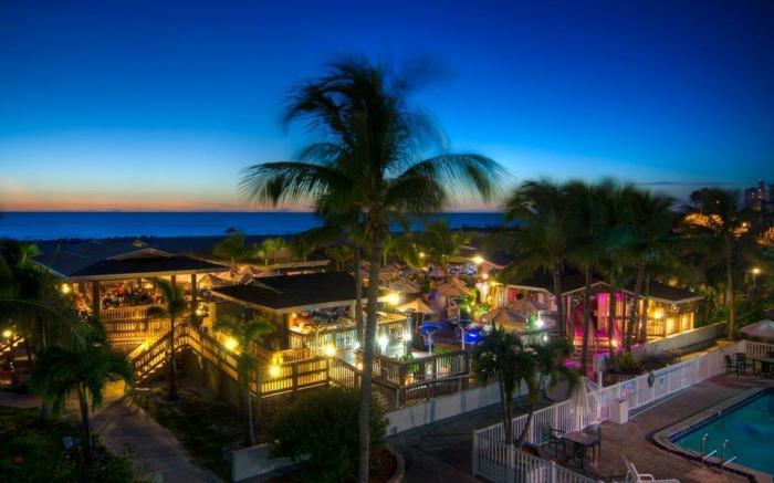 Beachcomber Beach Resort & Hotel