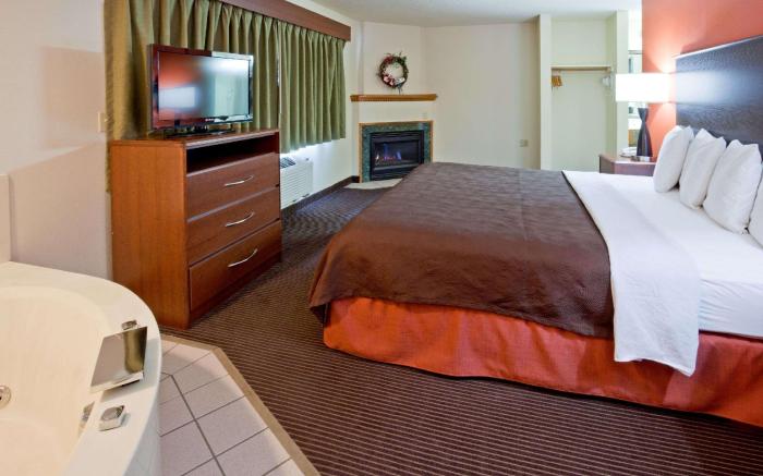 AmericInn by Wyndham Coon Rapids