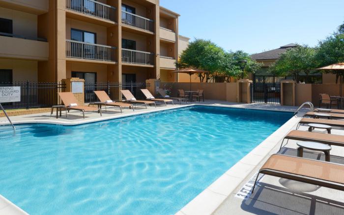 Courtyard Dallas Plano Parkway at Preston Road