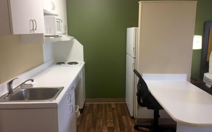 Extended Stay America Select Suites - Greenville - Airport