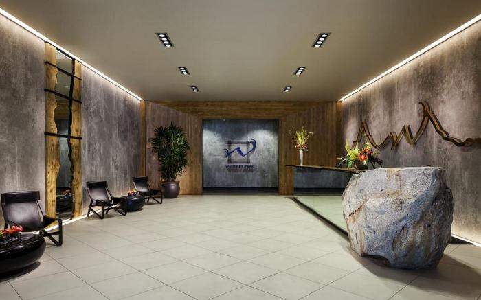Whitney Peak Hotel Reno, Tapestry Collection by Hilton