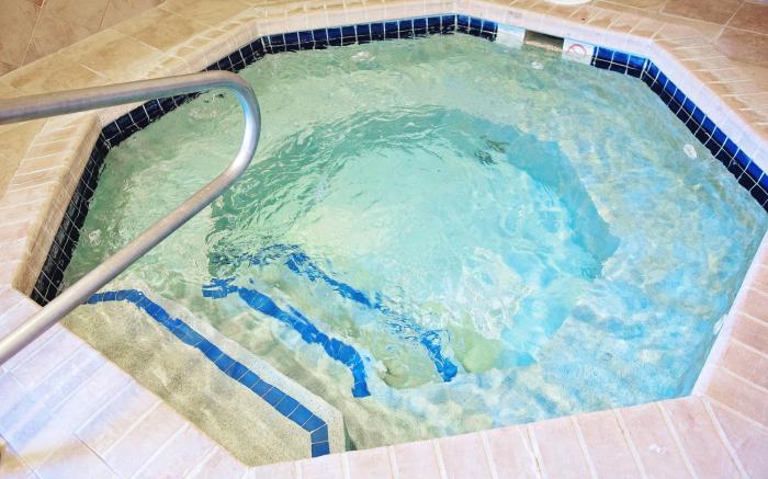 Comfort Inn & Suites Ankeny - Des Moines