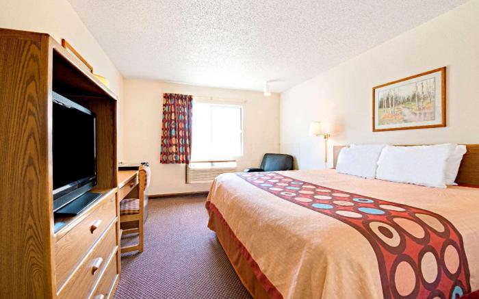 Super 8 By Wyndham Plano/Dallas Area