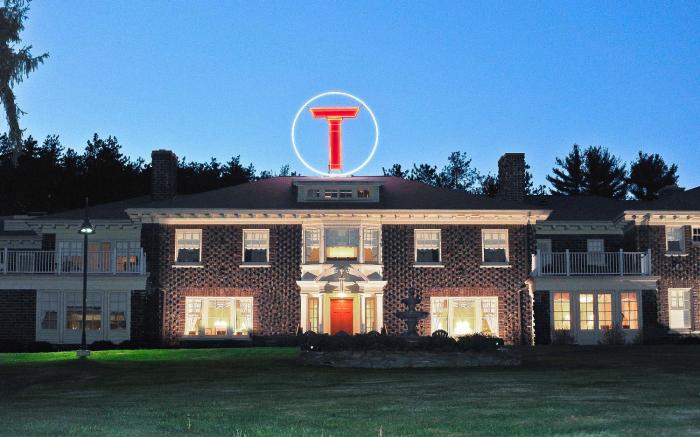 Traditions Hotel & Spa Johnson City - Binghamton, an Ascend Collection Hotel