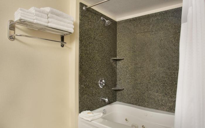 Holiday Inn & Suites Scottsdale North- Airpark By IHG