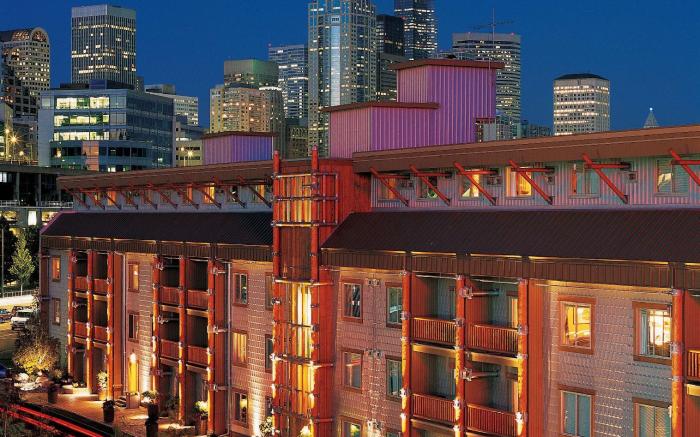 The Edgewater, A Noble House Hotel