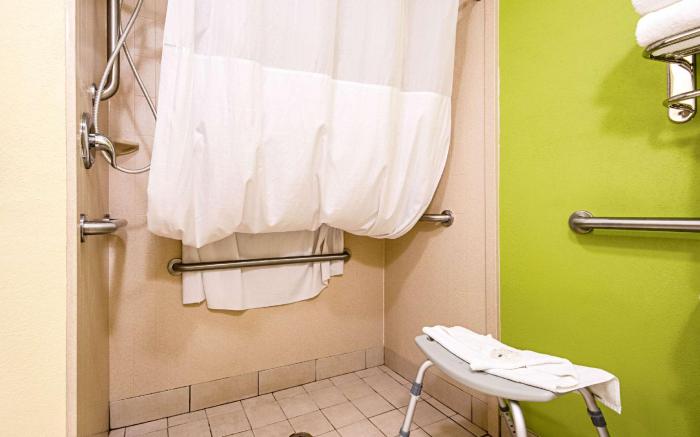 Quality Inn & Suites Glenmont - Albany South