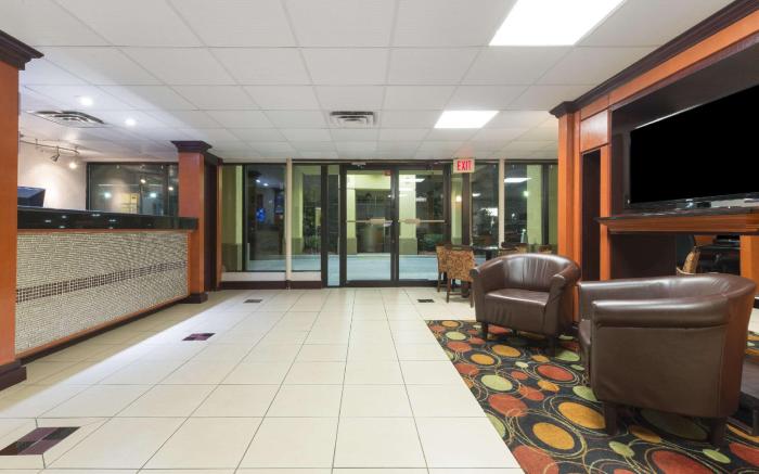 Days Inn by Wyndham Tonawanda/Buffalo