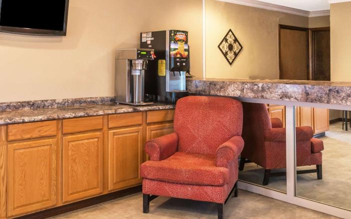Days Inn by Wyndham Madison