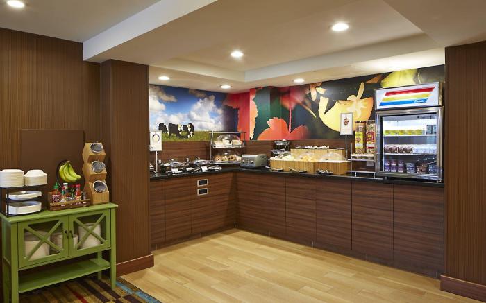 Fairfield Inn and Suites Rochester East