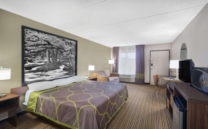 Super 8 By Wyndham Knoxville North/Powell