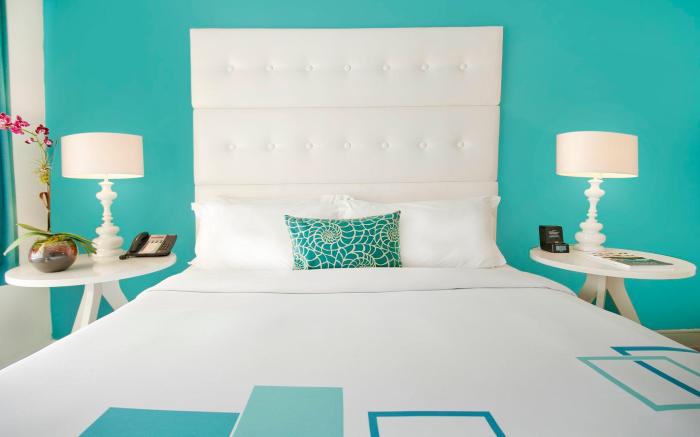 Beacon South Beach Hotel