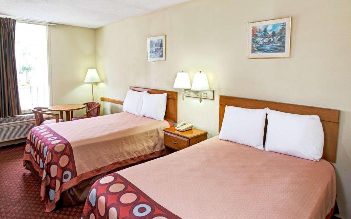 Super 8 By Wyndham Walterboro