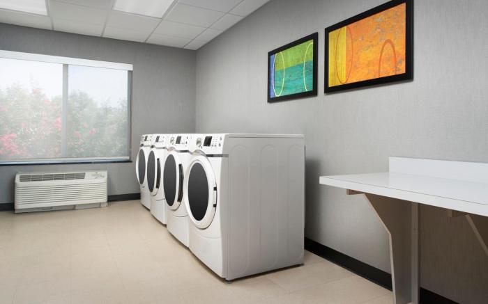 Fairfield by Marriott Inn & Suites Baltimore BWI Airport