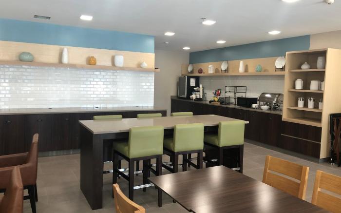 Country Inn & Suites by Radisson, Stone Mountain, GA