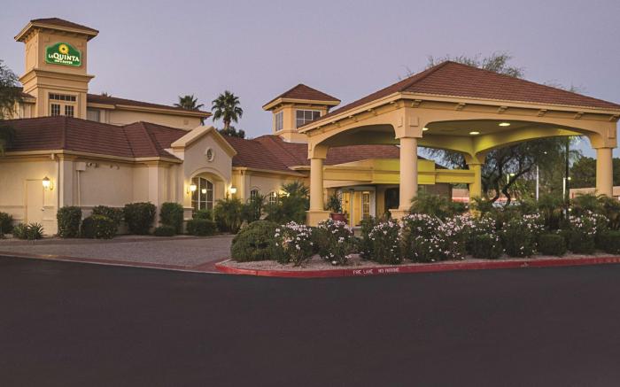 La Quinta Inn & Suites by Wyndham Phoenix Scottsdale