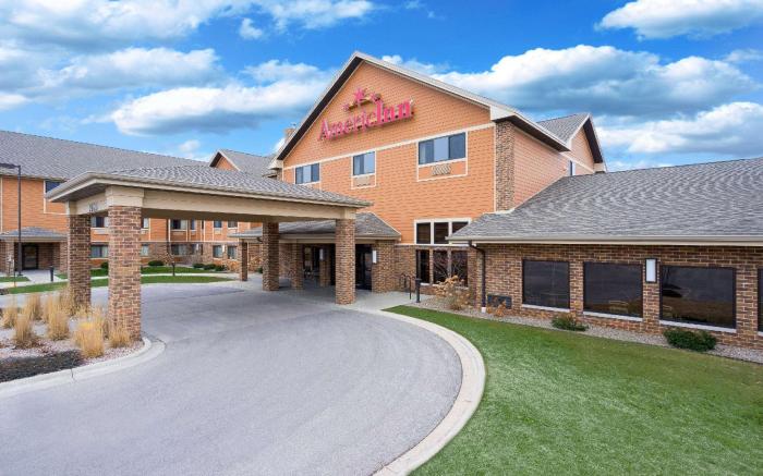 AmericInn by Wyndham Green Bay East