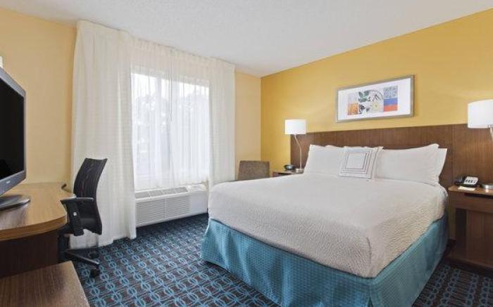 Fairfield by Marriott Inn & Suites Tampa Brandon