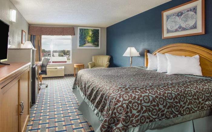 Sleep Inn & Suites