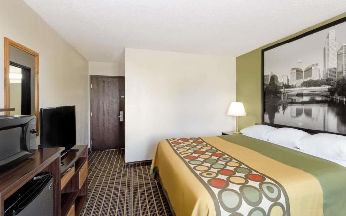 Super 8 By Wyndham Norfolk