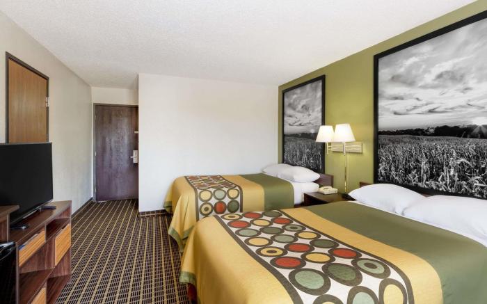 Super 8 By Wyndham Norfolk