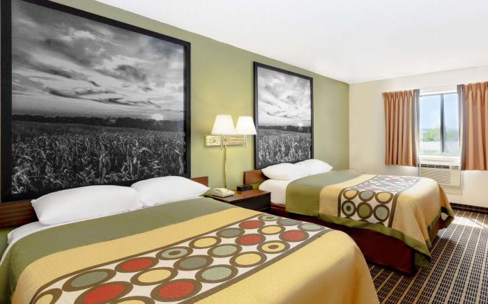 Super 8 By Wyndham Norfolk