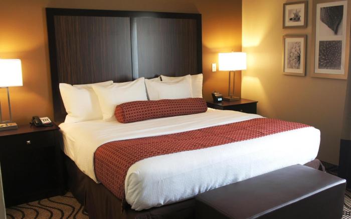 La Quinta Inn & Suites by Wyndham Gonzales LA
