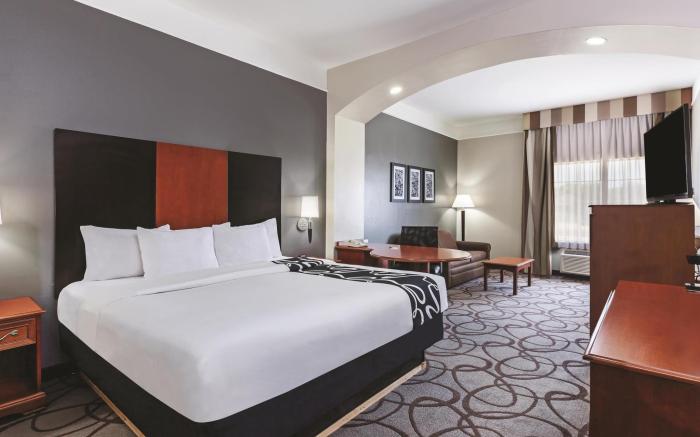 La Quinta Inn & Suites by Wyndham Granbury