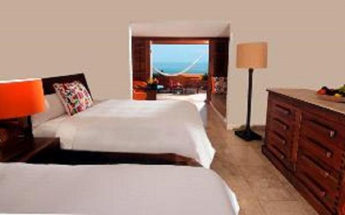 Las Brisas Ixtapa
