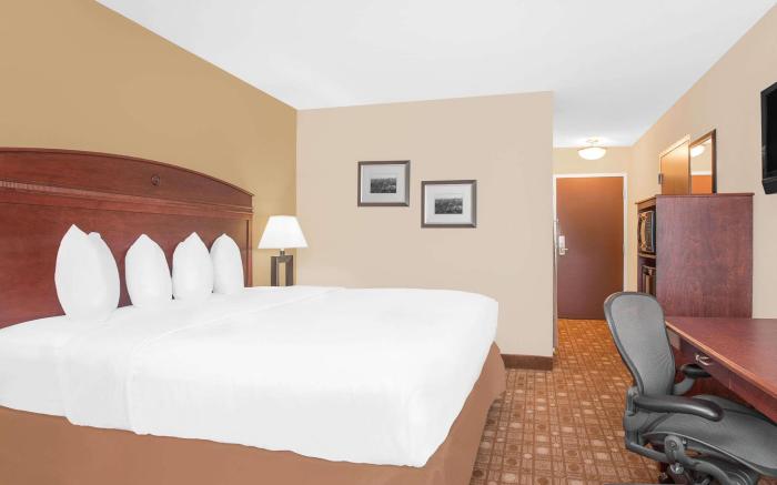 Baymont by Wyndham Augusta West