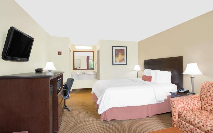 Baymont by Wyndham Greenville