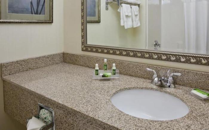 GrandStay Hotel Appleton - Fox River Mall