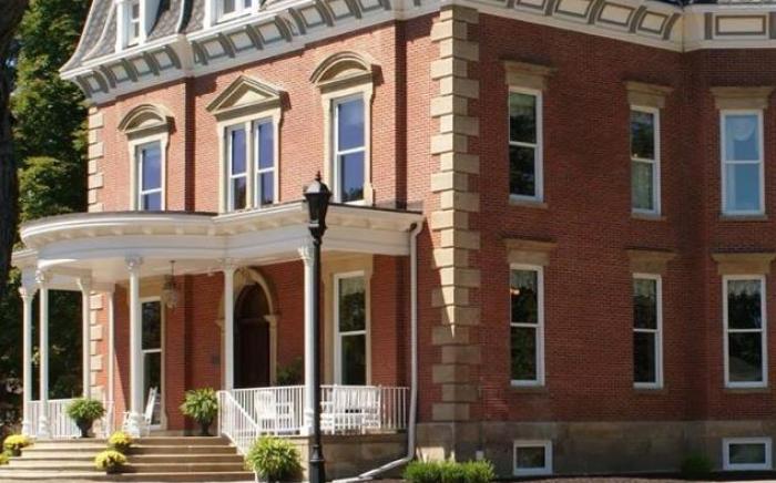 Steele Mansion Inn & Gathering Hub