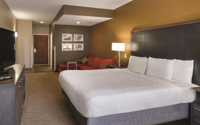 La Quinta Inn & Suites by Wyndham Boone University