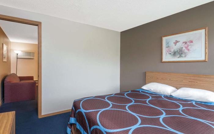 Super 8 By Wyndham Milbank Sd