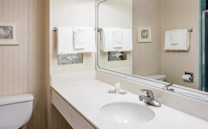 Travelodge by Wyndham Monterey Bay