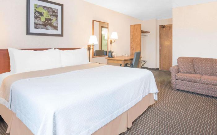 Days Inn by Wyndham West Rapid City
