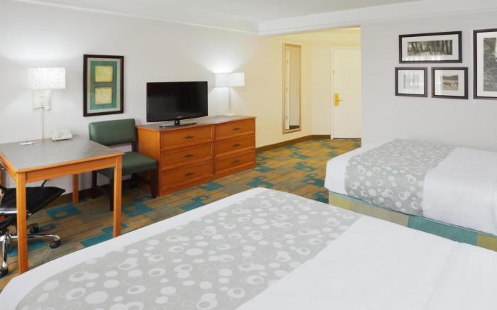 La Quinta Inn & Suites by Wyndham Salt Lake City Airport