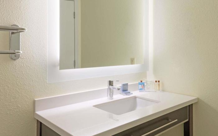 MainStay Suites Raleigh - Cary