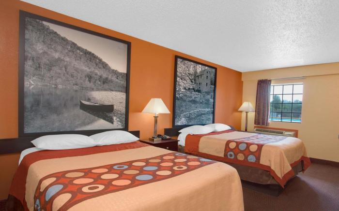 Super 8 By Wyndham Monticello Ar